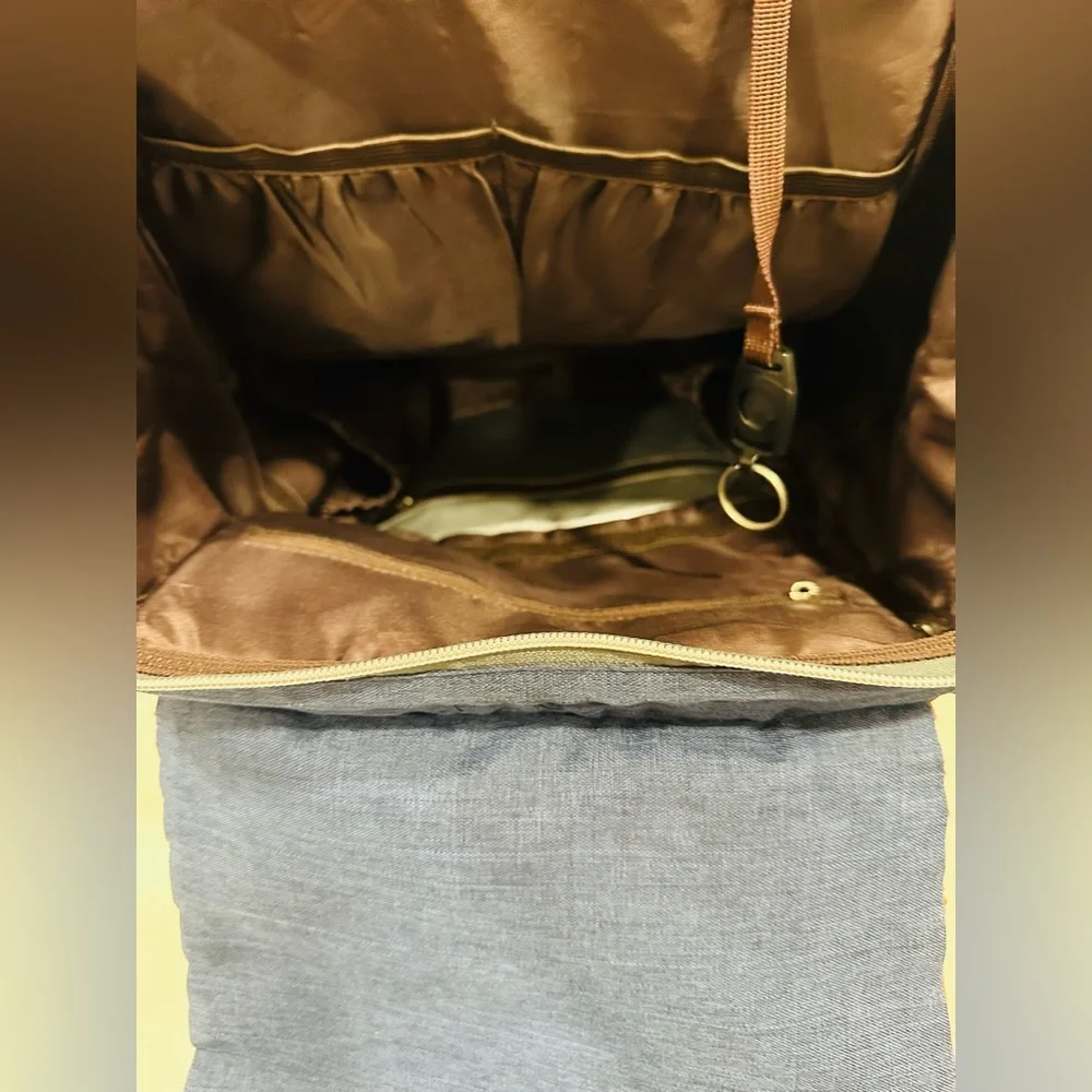 N/A diaper bag